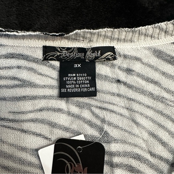 Deb Shops Plus Size‎ Zebra Print Button Front Top 3X NWT - Picture 4 of 6